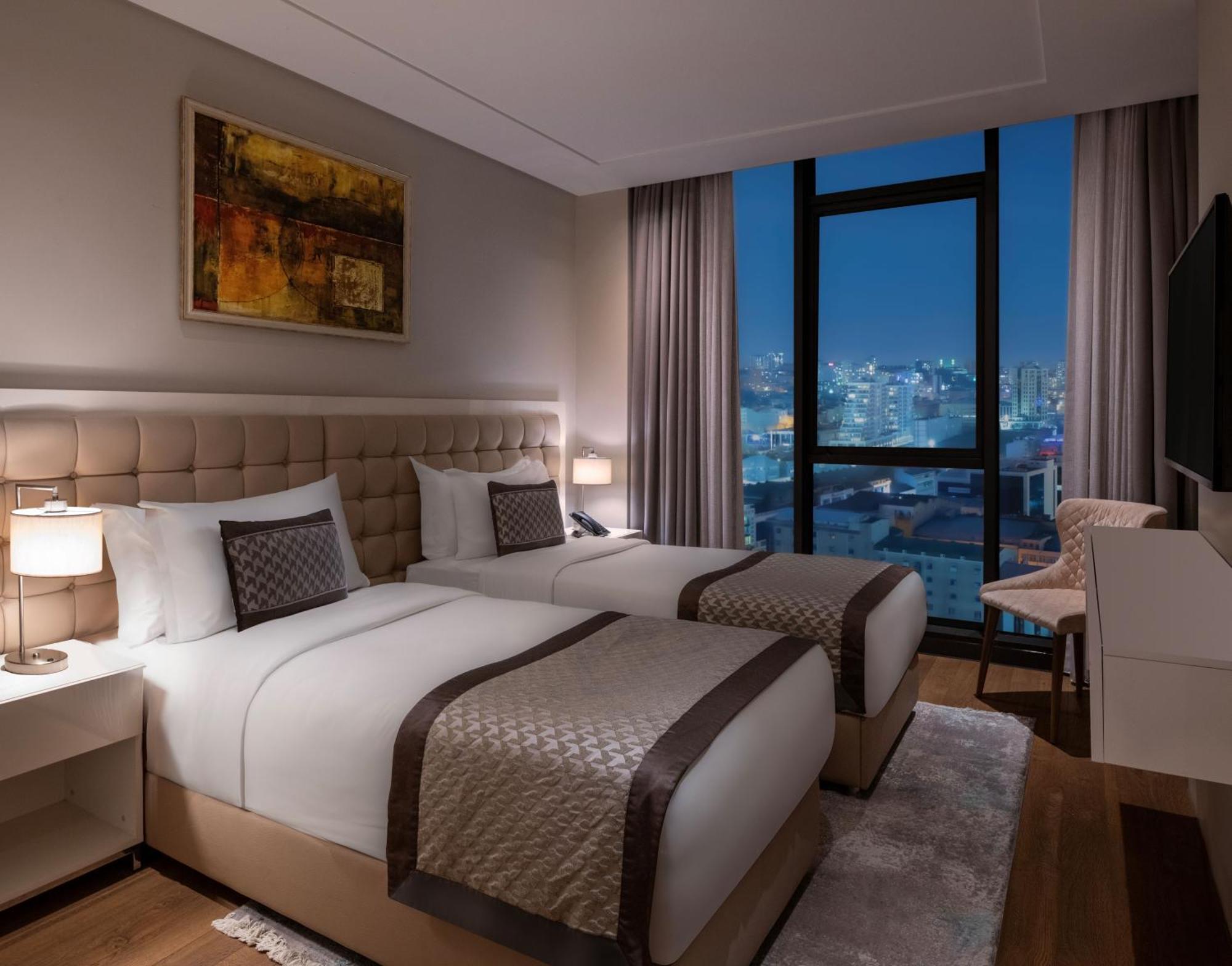 Movenpick Living Istanbul West Hotel Ngoại thất bức ảnh