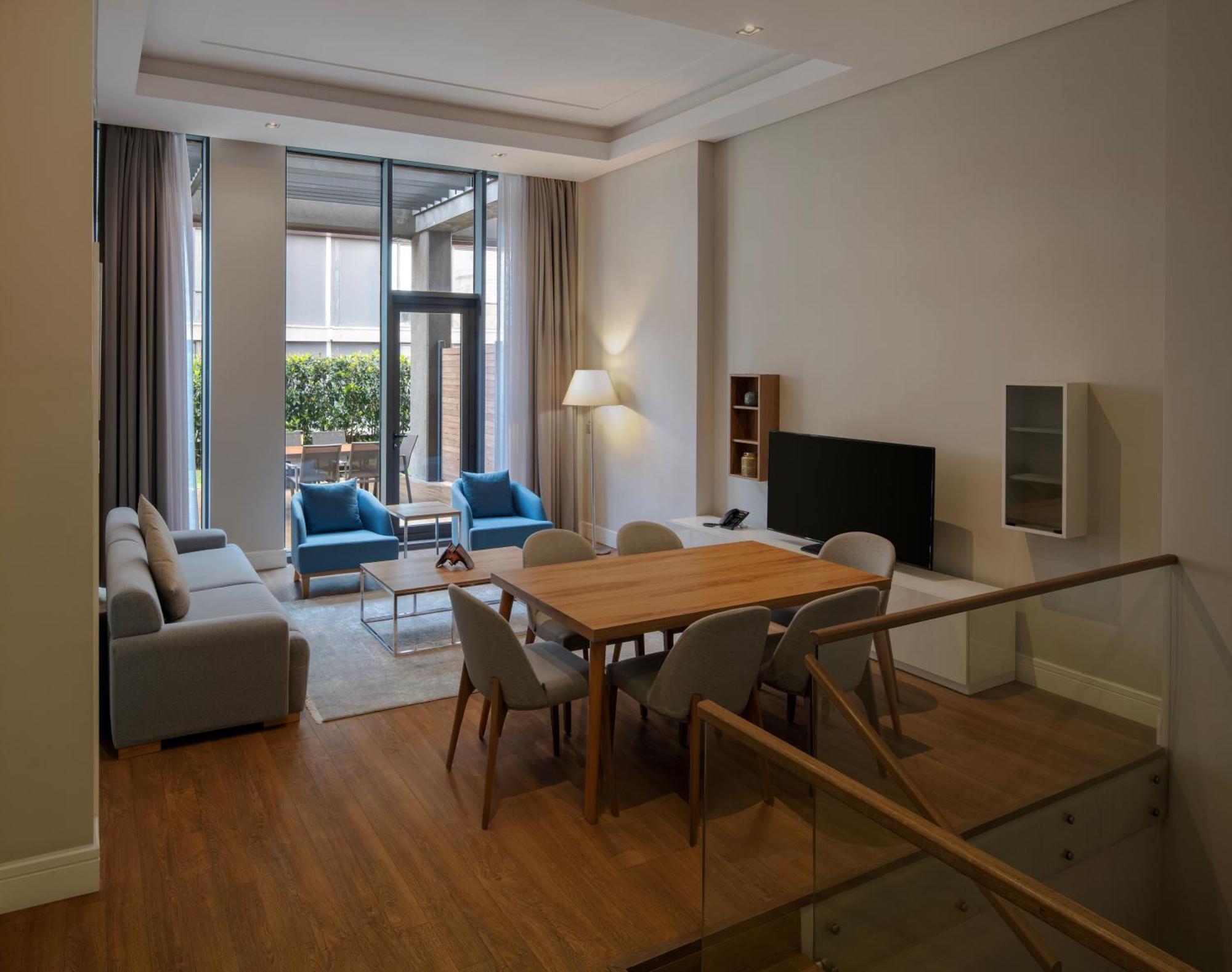 Movenpick Living Istanbul West Hotel Ngoại thất bức ảnh