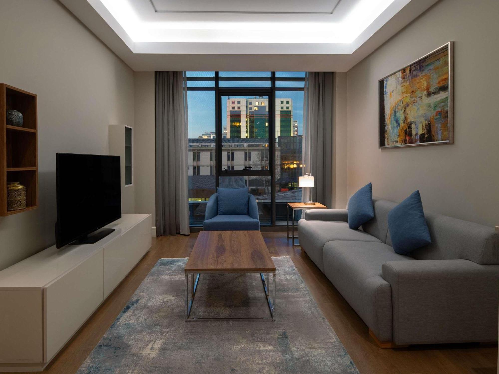 Movenpick Living Istanbul West Hotel Ngoại thất bức ảnh